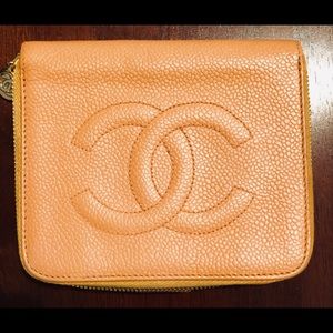 Chanel vintage tan/light orange caviar wallet, box